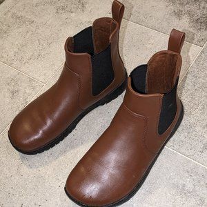 Brown Chelsea Feelgrounds